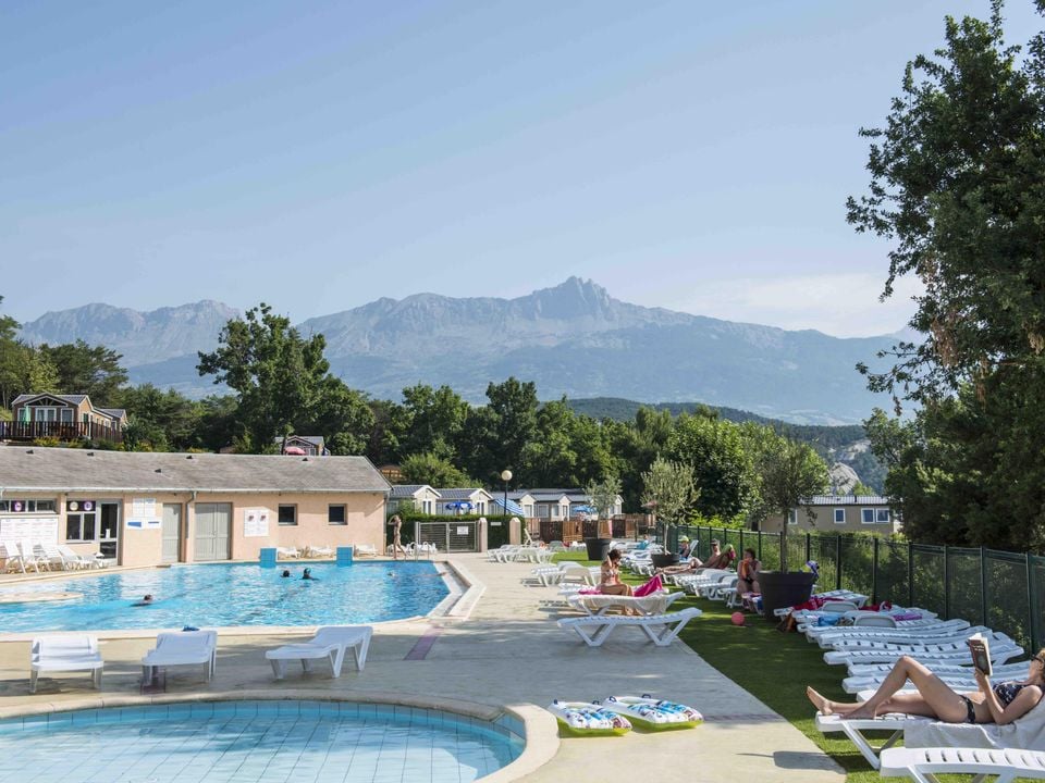 Camping L'Ecrin du Lac photo 4