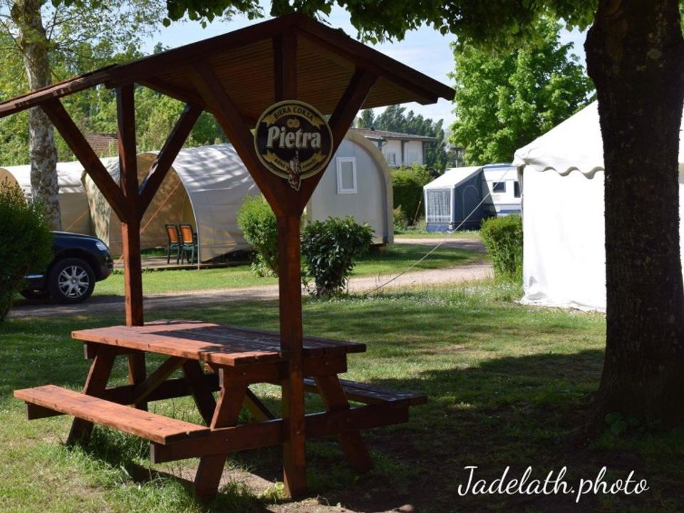 France - Bourgogne Franche Comté - Athée - Camping de l'Arquebuse, 3*