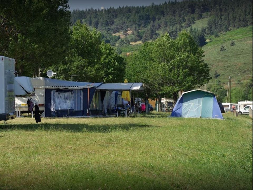 France - Languedoc - Langogne - Camping La Cigale de l'Allier 3*