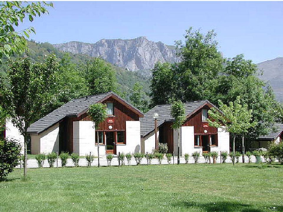 France - Pyrénées - Aston - Camping Le Pas De L'ours 3*