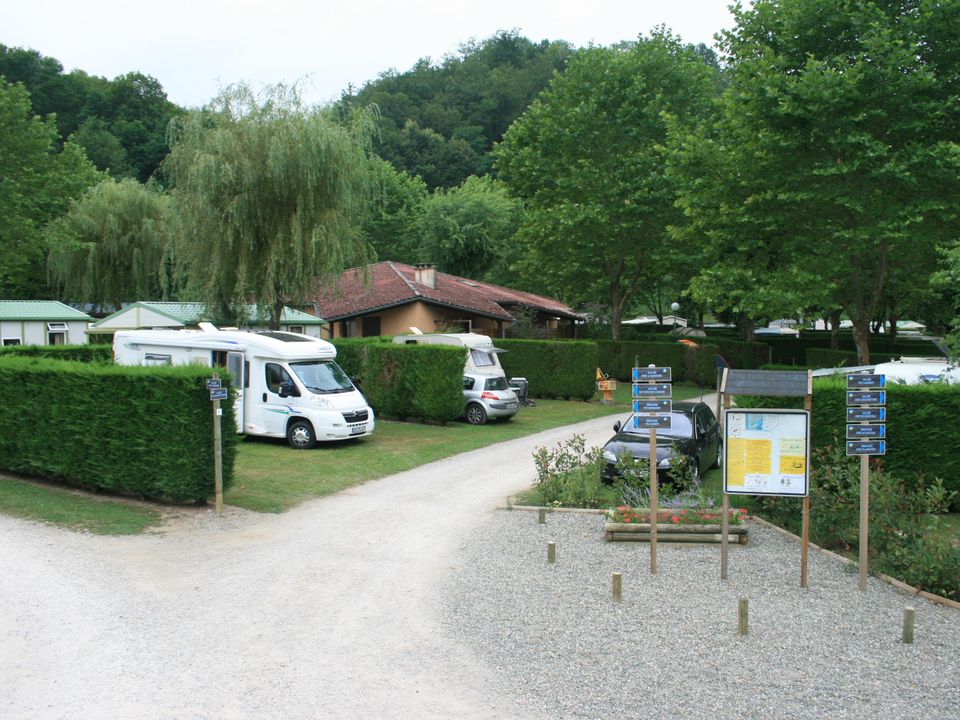 France - Pyrénées - Oust - Camping Les 4 Saisons 3*