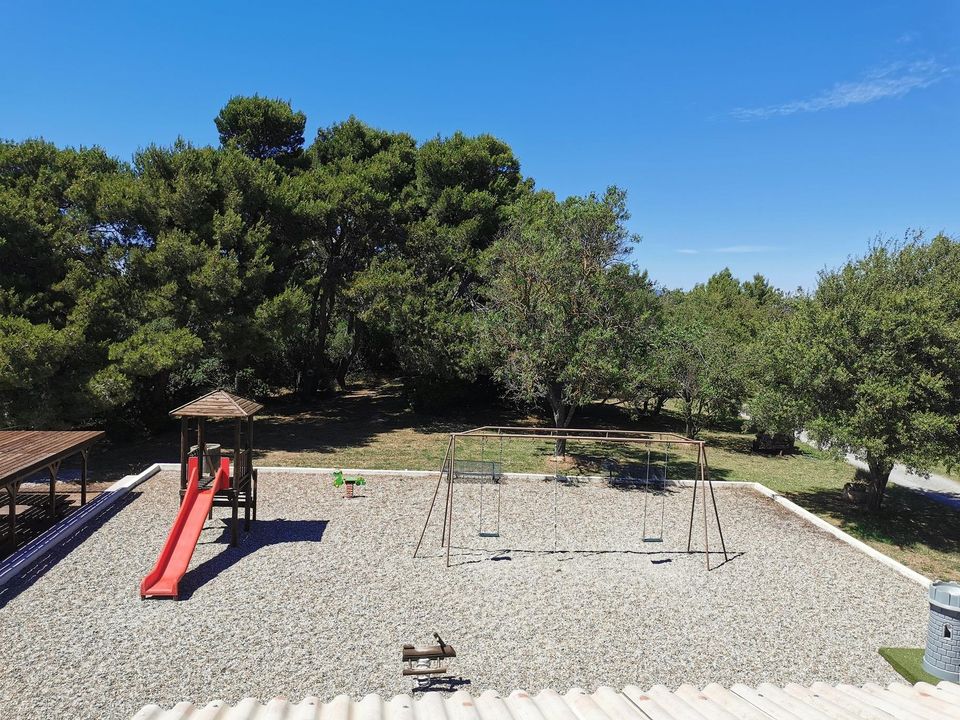 France - Languedoc - Rustiques - Camping La Commanderie, 3*