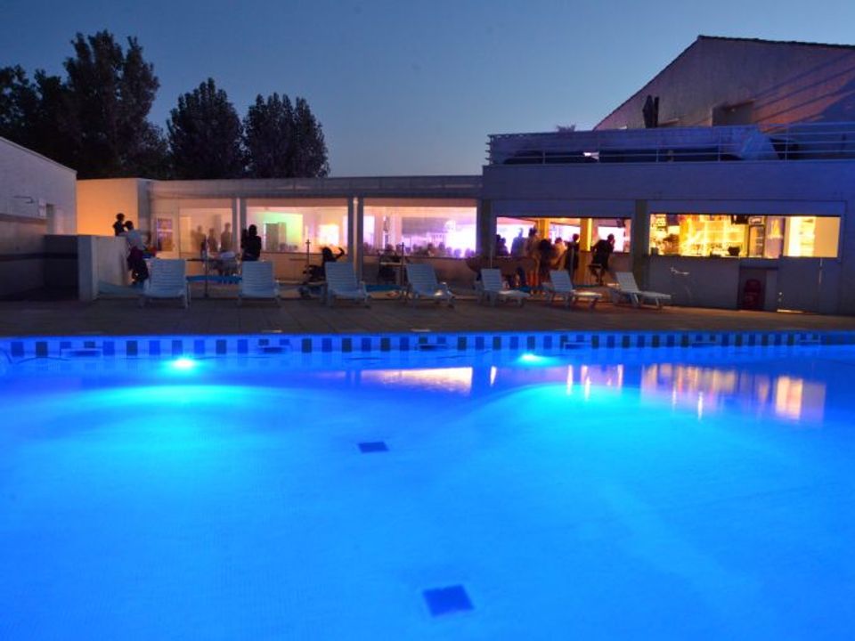Flower Camping Le Rochelongue, 4* - 6