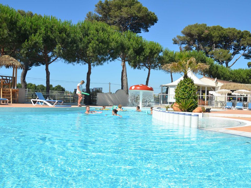 Camping Domaine Sainte Cécile à VIAS, tarifs et réservations