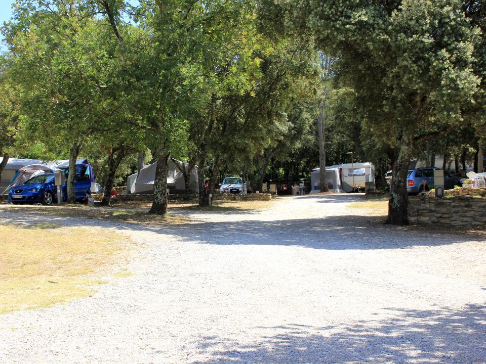 France - Languedoc - Junas - Camping Les chênes 3*