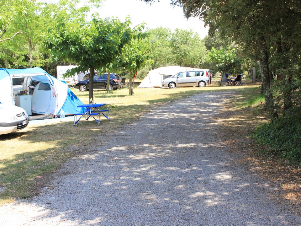 France - Languedoc - Junas - Camping Les chênes 3*