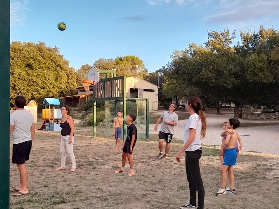 France - Languedoc - Junas - Camping Les chênes 3*