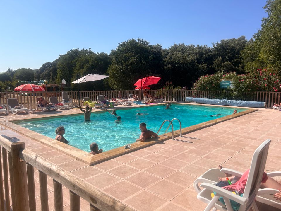 France - Languedoc - Junas - Camping Les chênes 3*