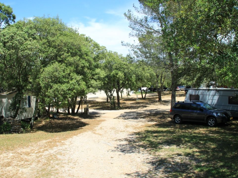 France - Languedoc - Junas - Camping Les chênes 3*