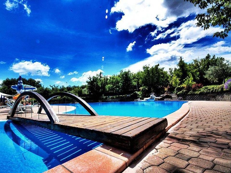 Centro Vacanze San Marino, 4* - 6