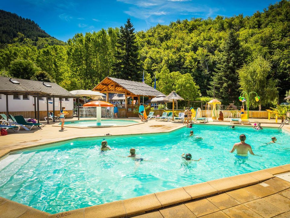 France - Languedoc - Florac - Flower Camping Le Pont du Tarn, 3*