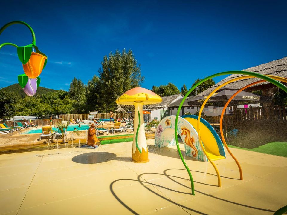 France - Languedoc - Florac - Flower Camping Le Pont du Tarn, 3*