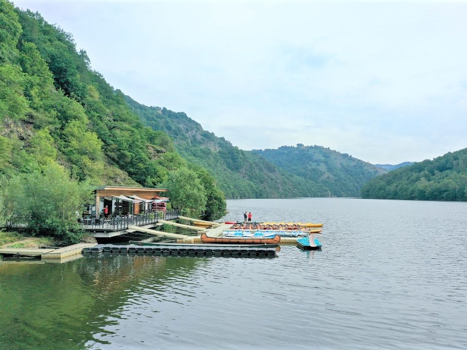 France - Auvergne - Neuvéglise - Flower Camping Le Belvédère 4*