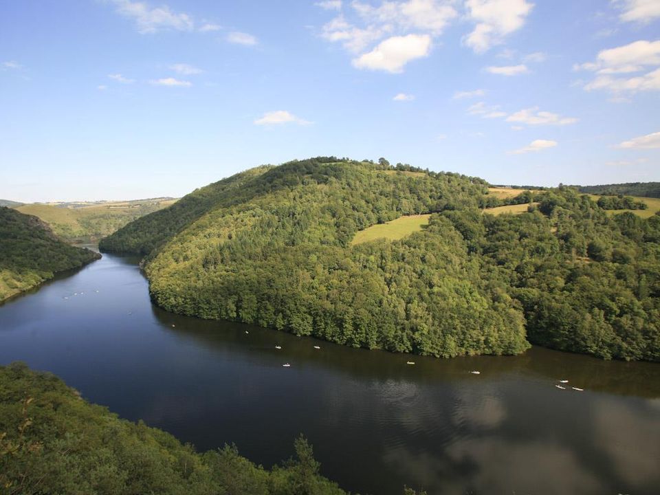 France - Auvergne - Neuvéglise - Flower Camping Le Belvédère 4*