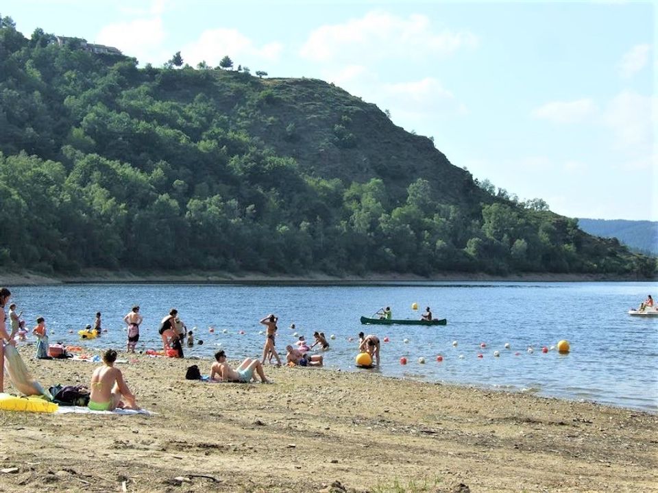 France - Auvergne - Neuvéglise - Flower Camping Le Belvédère 4*