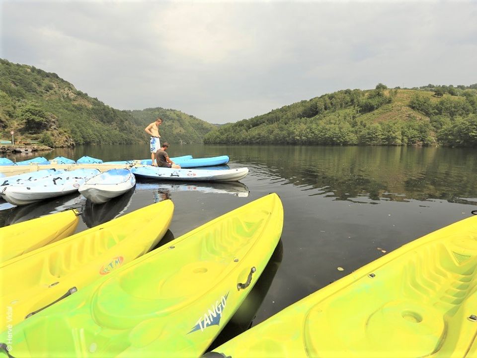 France - Auvergne - Neuvéglise - Flower Camping Le Belvédère 4*