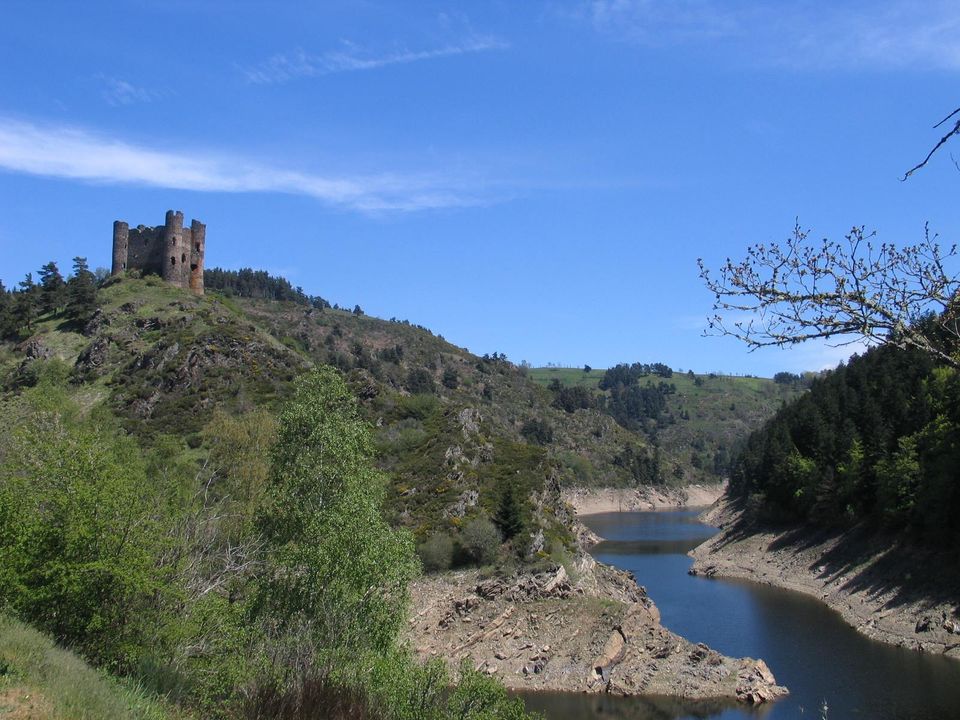 France - Auvergne - Neuvéglise - Flower Camping Le Belvédère 4*