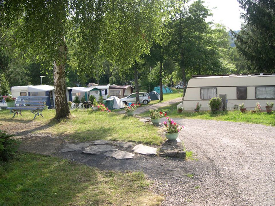 Camping La Santoire à SAINT DE