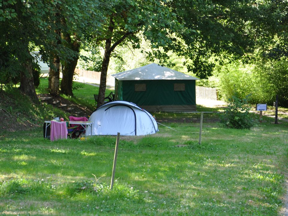 Camping Le Moulin Du Châtain