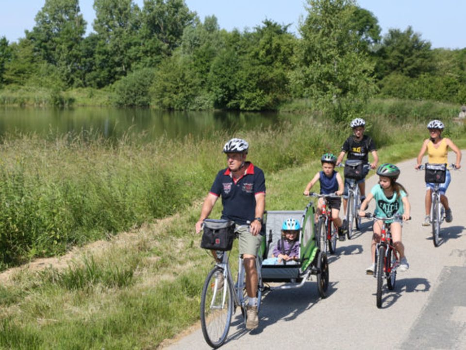 Camping Le Nid du Parc Rhône-Alpes - Villars-les-Dombes visuel 9/10