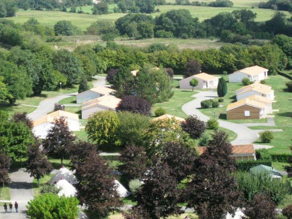 France - Poitou Loire - Prailles La Couarde - Résidence Domaine du Lambon