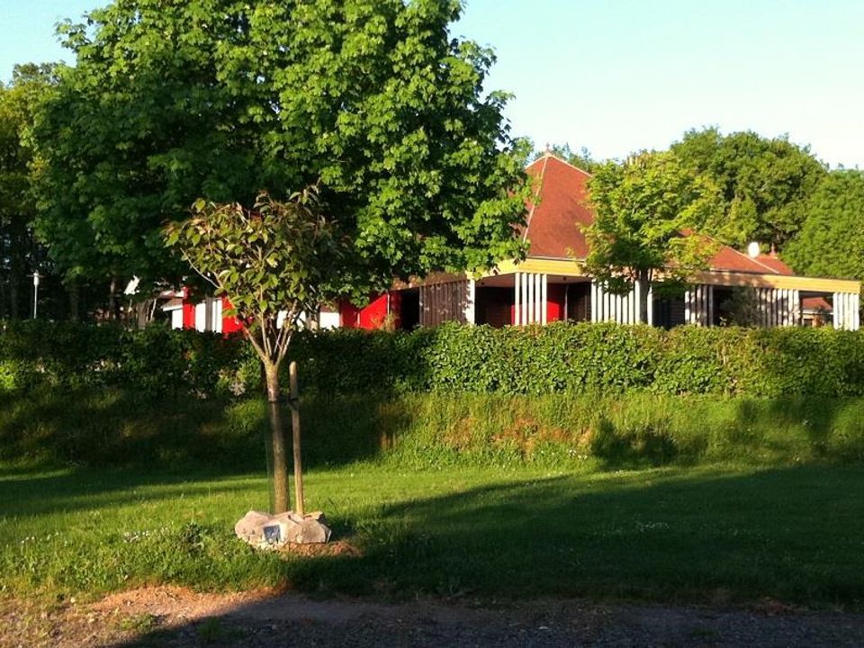 France - Centre - La Châtre - Camping Le Val Vert en Berry 4*