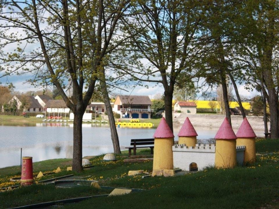 Camping Le Village loisirs de Goule Grand Centre - Bessais-le-Fromental visuel 6/10