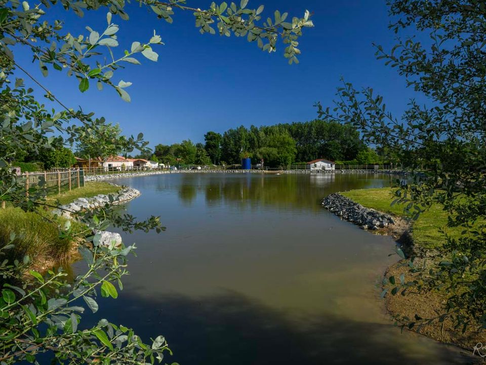 France - Poitou Loire - Vendrennes - Camping Paradis - De la Motte, 4*