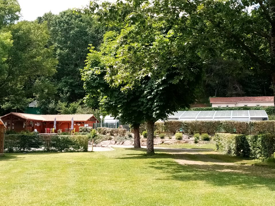 Camping la Vallée de Poupet, 3* - 3