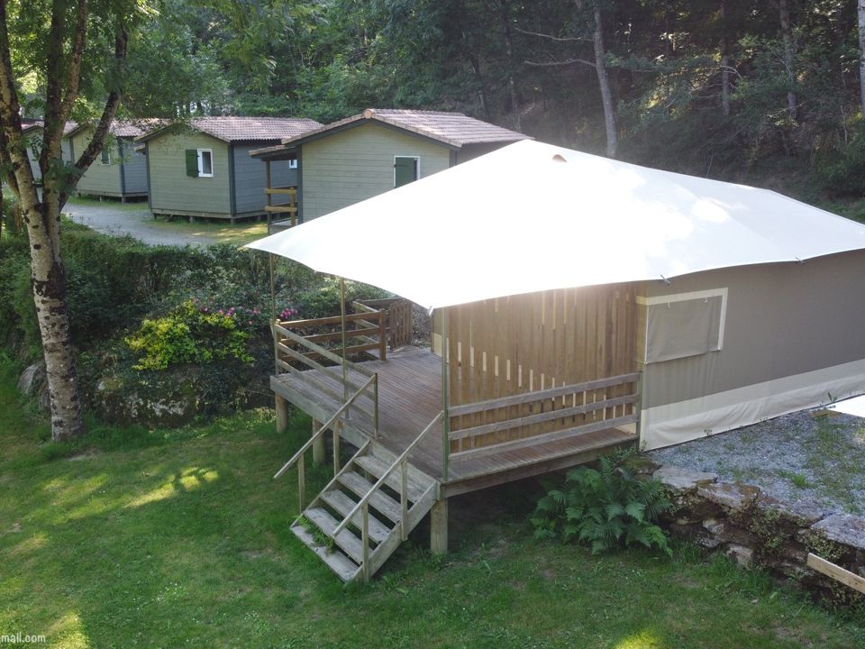 Camping la Vallée de Poupet, 3* - 8