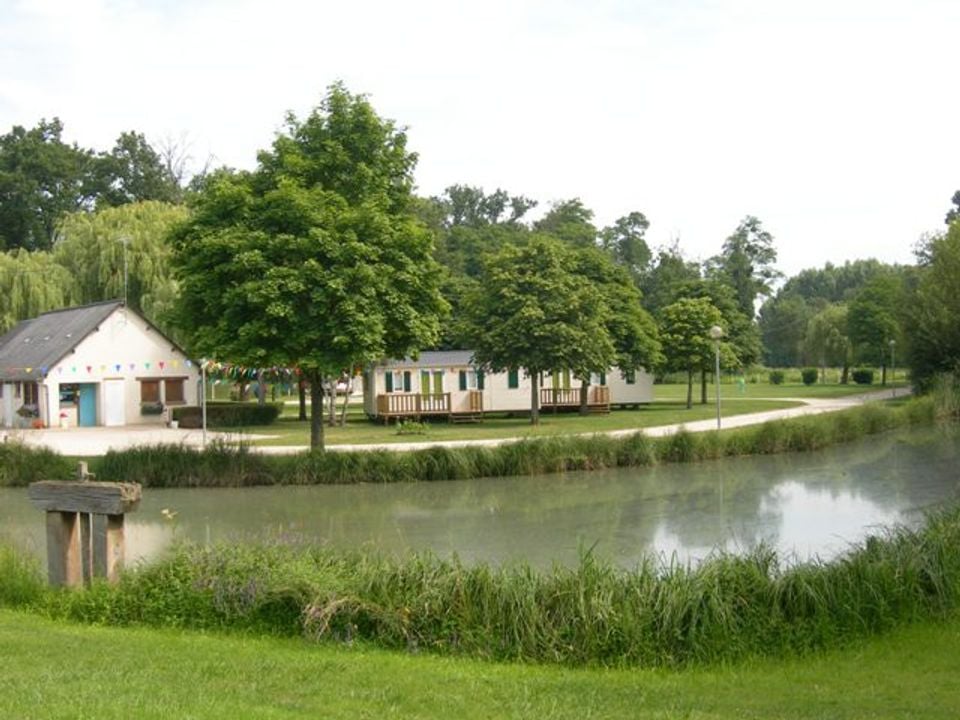 Camping Le Gué - Grand Centre - Chémery - 484€/sem