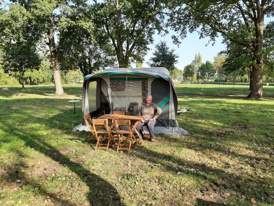 France - Poitou Loire - Vernantes - Camping De La Grande Pature