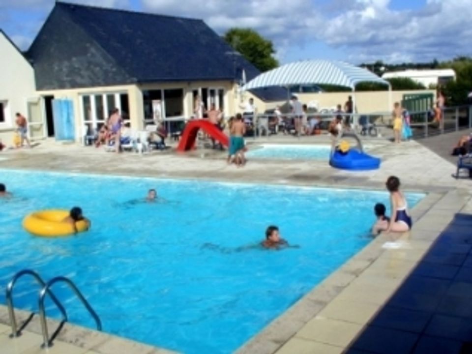 Camping Le Grand Large Lambezen Camaret Sur Mer Avis