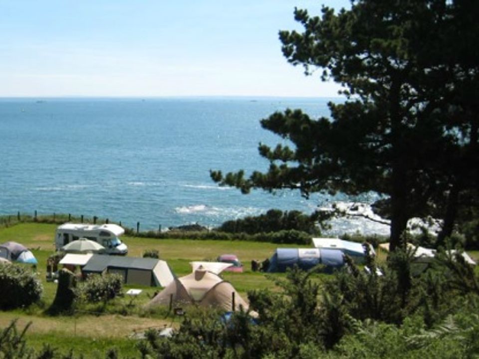 Camping Bellevue Saint Quay Portrieux à SAINT QUAY PORTRIEUX, tarifs et