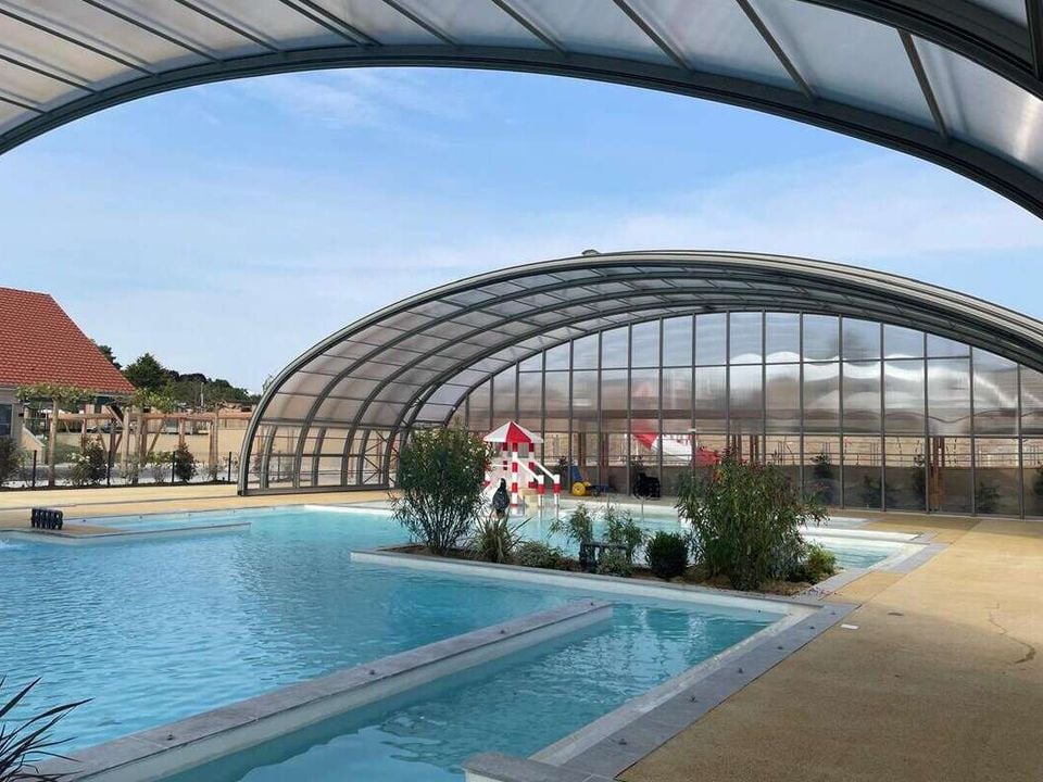 Where is Camping Paradis - La Croix L'abbé located? - Photo 2