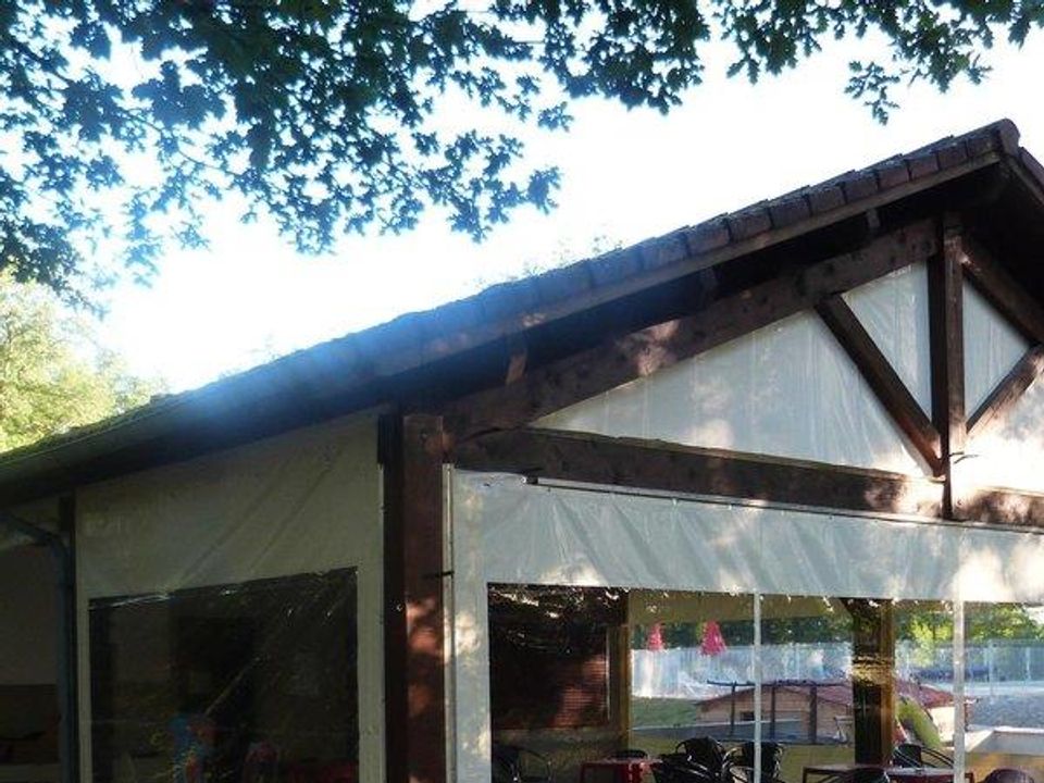 France - Auvergne - Saint Gérons - Camping les Rives du Lac, 3*