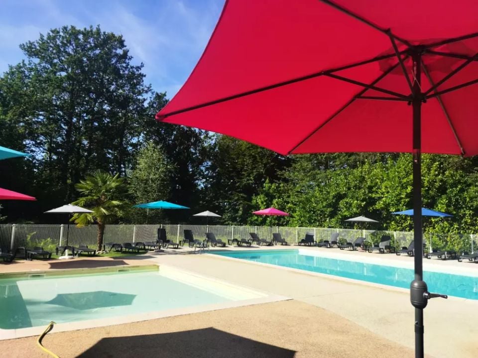 camping-les-rives-du-lac-cantales