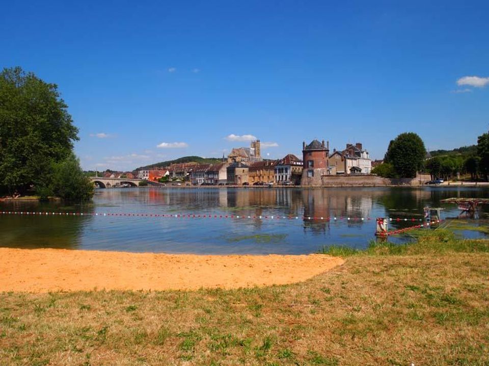 France - Bourgogne Franche Comté - Pont sur Yonne - Camping Ile d'Amour 2*