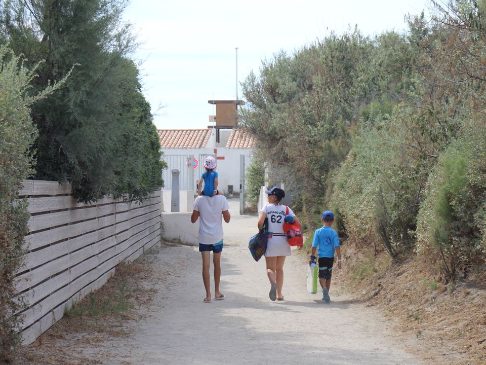 France - Méditerranée Ouest - Saintes Maries de la Mer (13) - Camping La Brise - Camping Paradis 3*