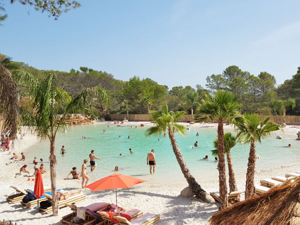 Tour Opérateur sur le Camping La Pierre Verte - Camping Varo