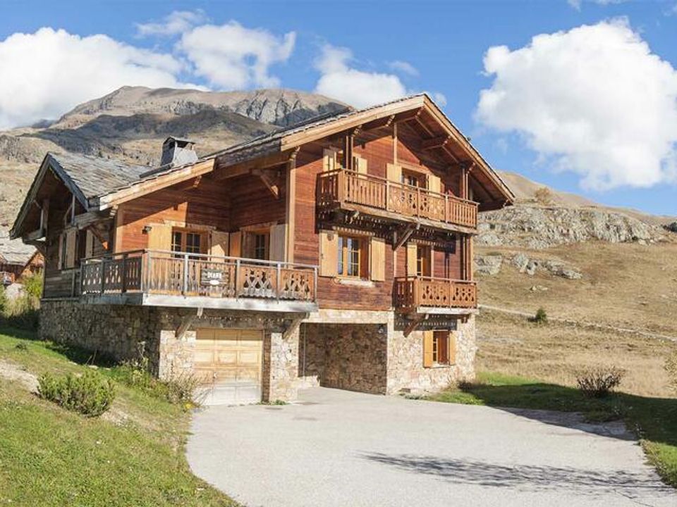 France - Alpes et Savoie - Alpe d'Huez - La Résidence Les Chalets de L'Altiport 3*
