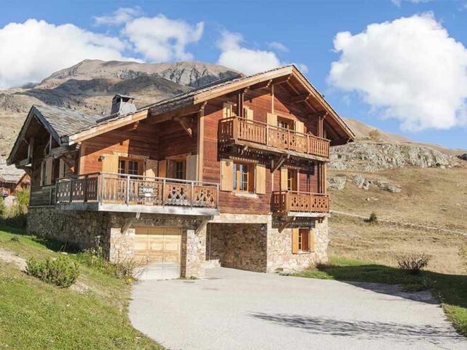 La Résidence Les Chalets de L'Altiport, 3*