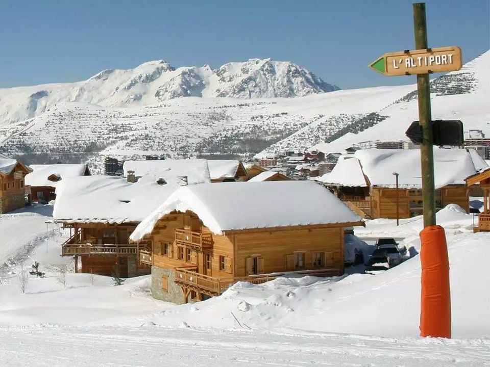 Madame Vacances - La Résidence Les Chalets de L'Altiport