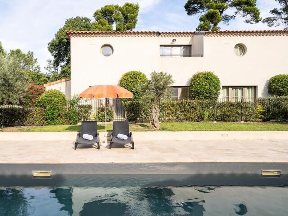 Le Château de la Redorte, 4* - 7