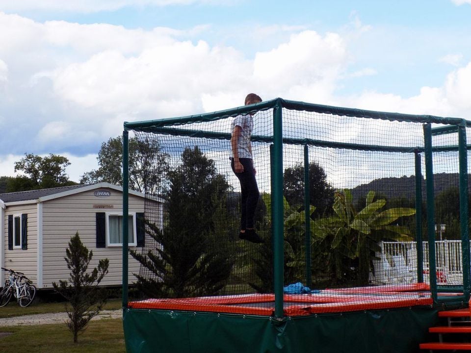 Camping La Salvinie Aquitaine - Terrasson-Lavilledieu visuel 4/10