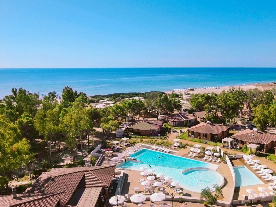 Where is Tiliguerta Camping Village located? - Photo 3