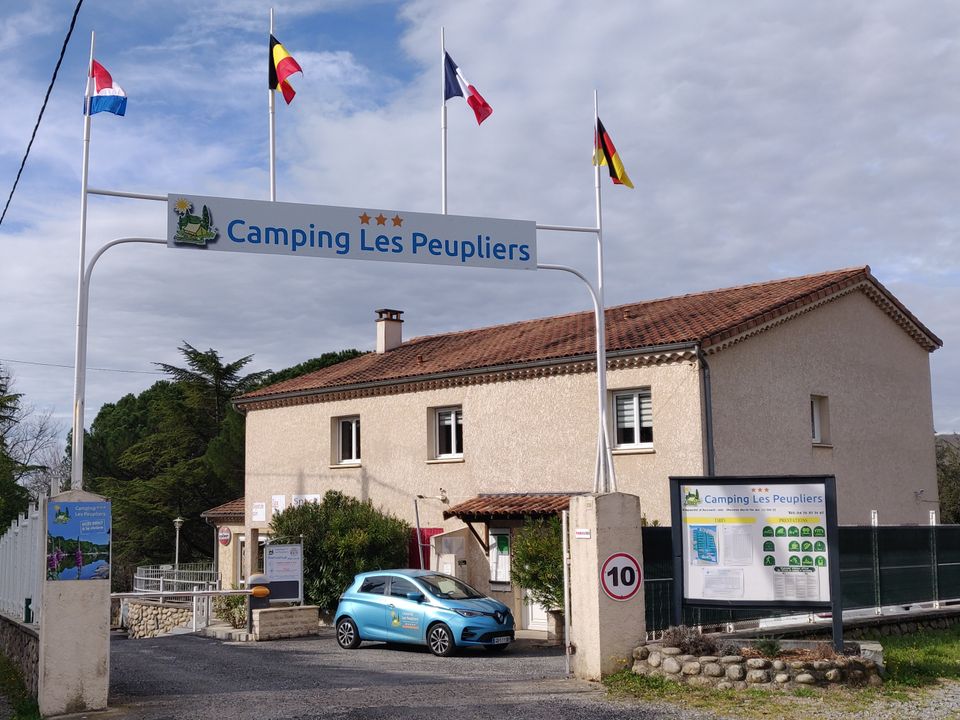 France - Rhône - Vogüé - Camping Les Peupliers 3*