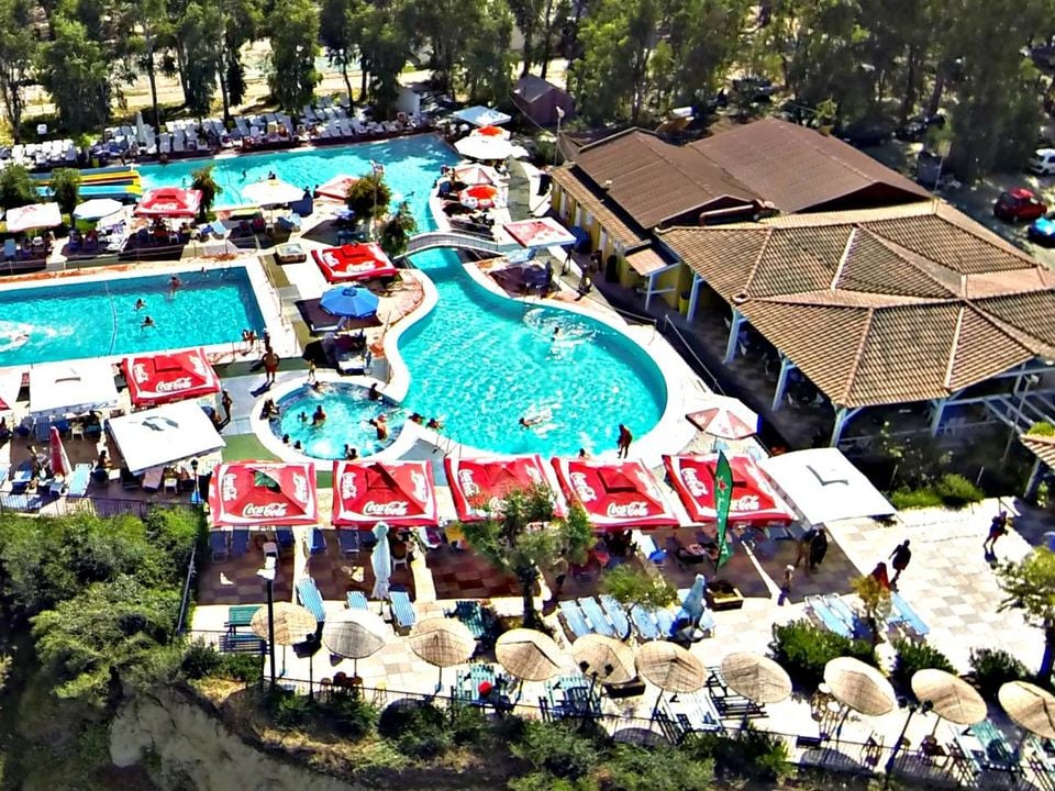 Camping Golden Sunset