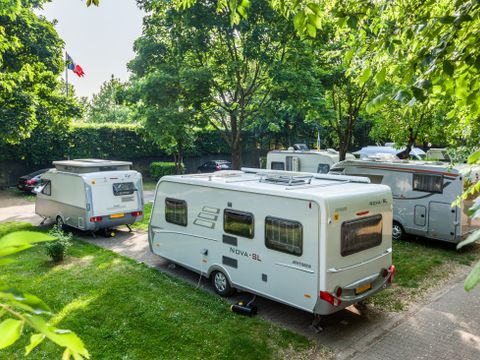 Emplacement - EMPLACEMENT (Caravan or Camping Car)