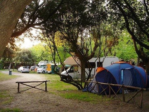 Emplacement - Emplacement caravane